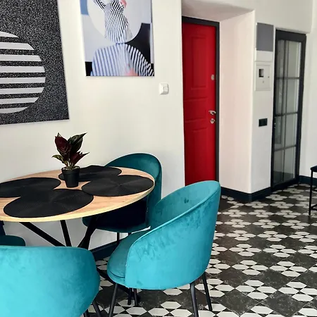 Tugan Διαμέρισμα Λβιβ